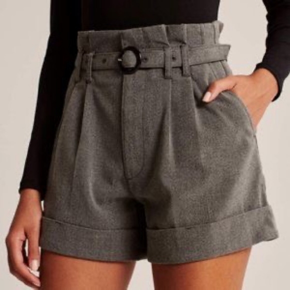 Abercrombie & Fitch Fall High Rise Grey Trouser Pleated Cuffed Shorts Belted Med - Picture 1 of 5